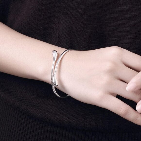 Handmade Silver Bangle Bracelet for Women 925 Sterling Silver Open Gift Box - Picture 5 of 5